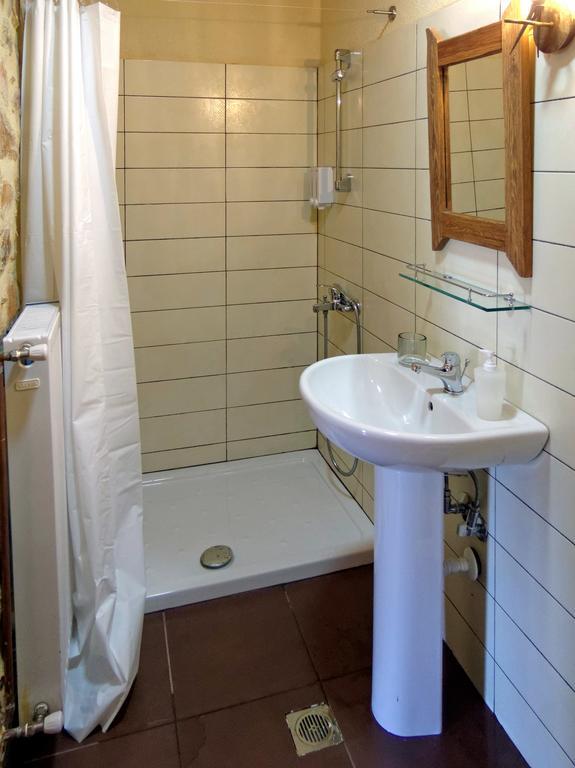 Nimbus Guesthouse Sidhirokhórion 部屋 写真